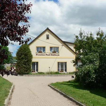 Pod Hajkem Guest house Horni Branna
