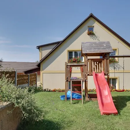 Pod Hajkem Guest house Horni Branna